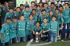 Imagen de Santos campeón SUB 13 del fútbol mexicano