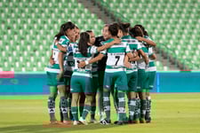 Imagen de fotos del Santos vs Atlas femenil ?